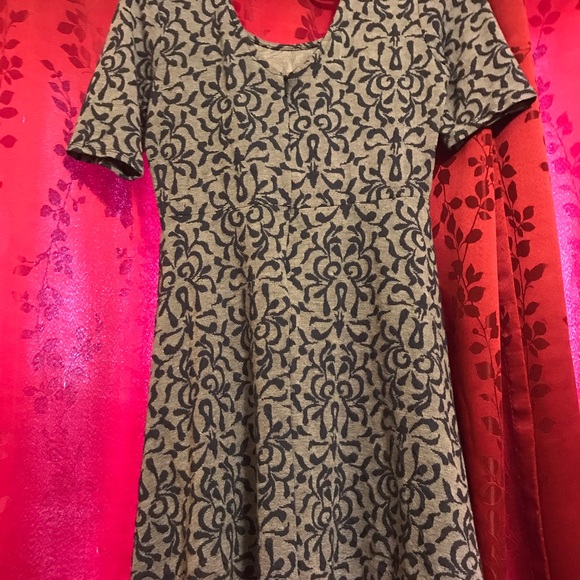 Pretty floral dress super comfy - Picture 5 of 5